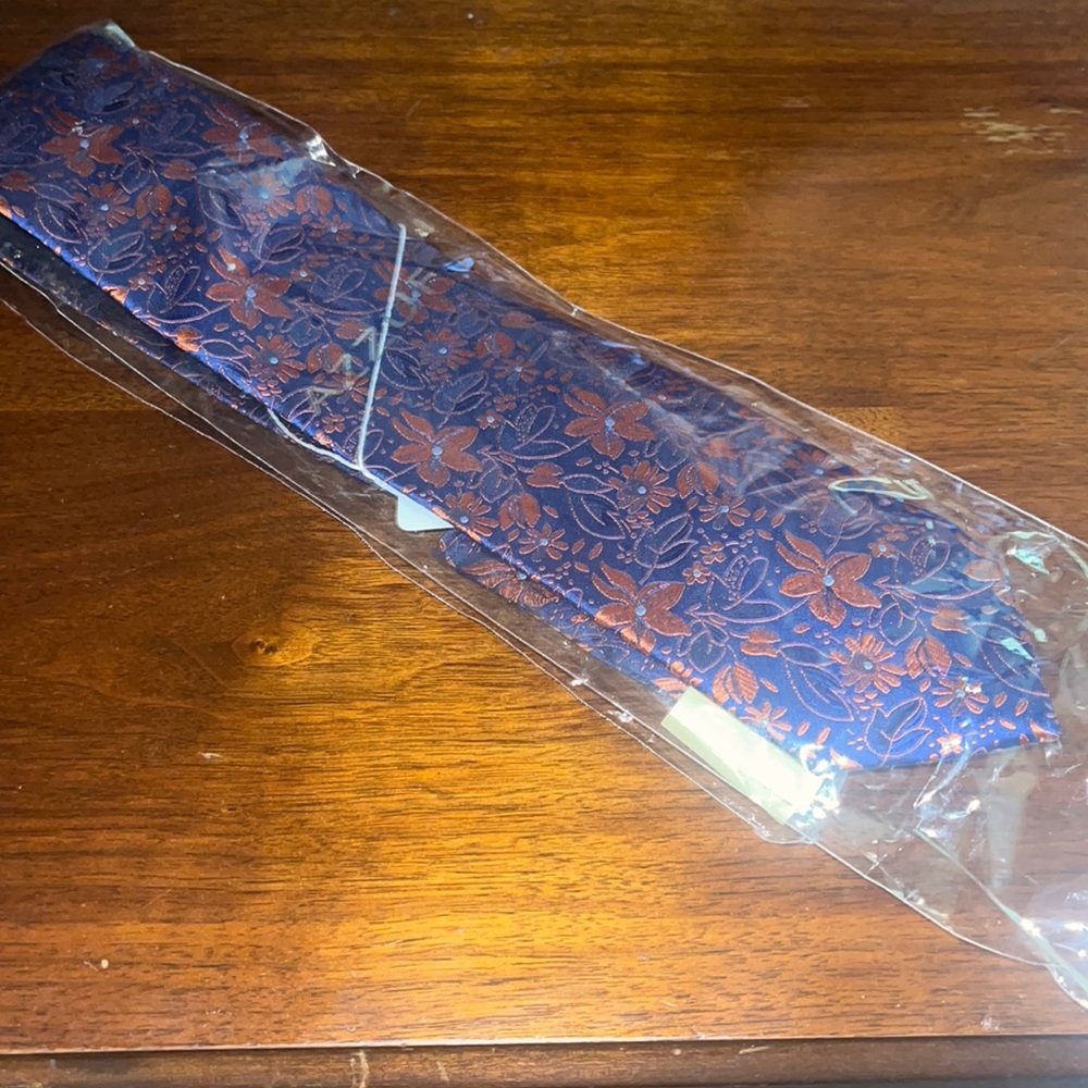 Azzuro Tie with Pocket Square